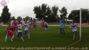 Argentinos Juniors venció 3 a 0 a Vélez en Reserva