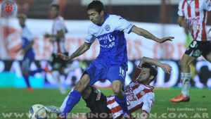 'Argentinos Juniors', 'La Paternal', 'Argentinos Pasión', 'Semillero del Mundo', 'Bichos Colorados', Unión, Tatengue, 'Unión de Santa Fe', 'torneo 2015', '17ª fecha'