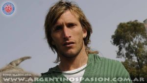 'Argentinos Juniors', 'La Paternal', 'El Bicho', 'Semillero del Mundo', 'Gastón Machín', Polaco, Machín, refuerzo, ''1º refuerzo', 'primer refuerzo'