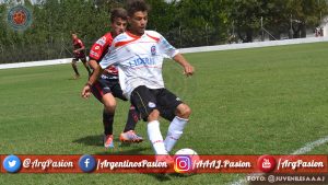 'Argentinos Juniors', 'La Paternal', 'El Bicho', 'Semillero del Mundo', delantero, 'Franco Benítez', Octava, 'Octava División', Sub-15, 'Mundial Sub-15'