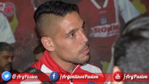 'Argentinos Juniors', 'los Bichos', 'Los Bichitos', Bicho, 'La Paternal, 'Semillero del Mundo', defensor, 'Jonathan Sandoval', Sandoval