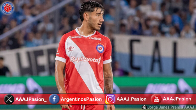 Román Vega: "Tengo que estar a la par de estos 'animales'"